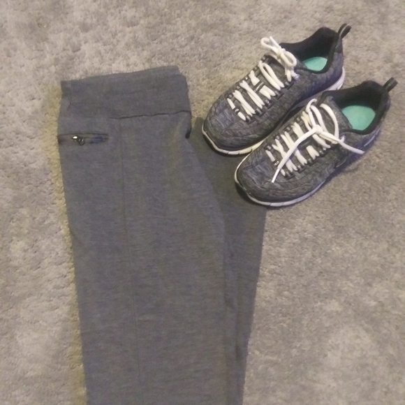 Eaka Workout Leggings - Picture 2 of 9